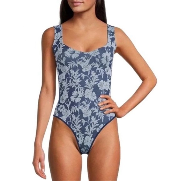 FREE people printed clean lines blue floral print sleeveless bodysuit size M/L - Picture 15 of 15